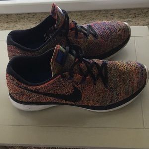 Nike Flyknit Lunarlon Running Shoes